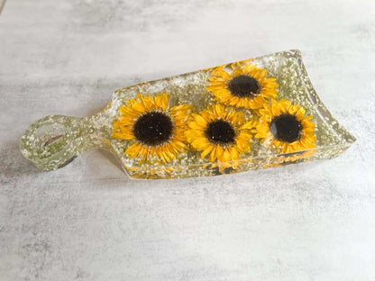 Resin Floral Preservation Charcuterie Board displaying wedding flowers in a functional serving tray.