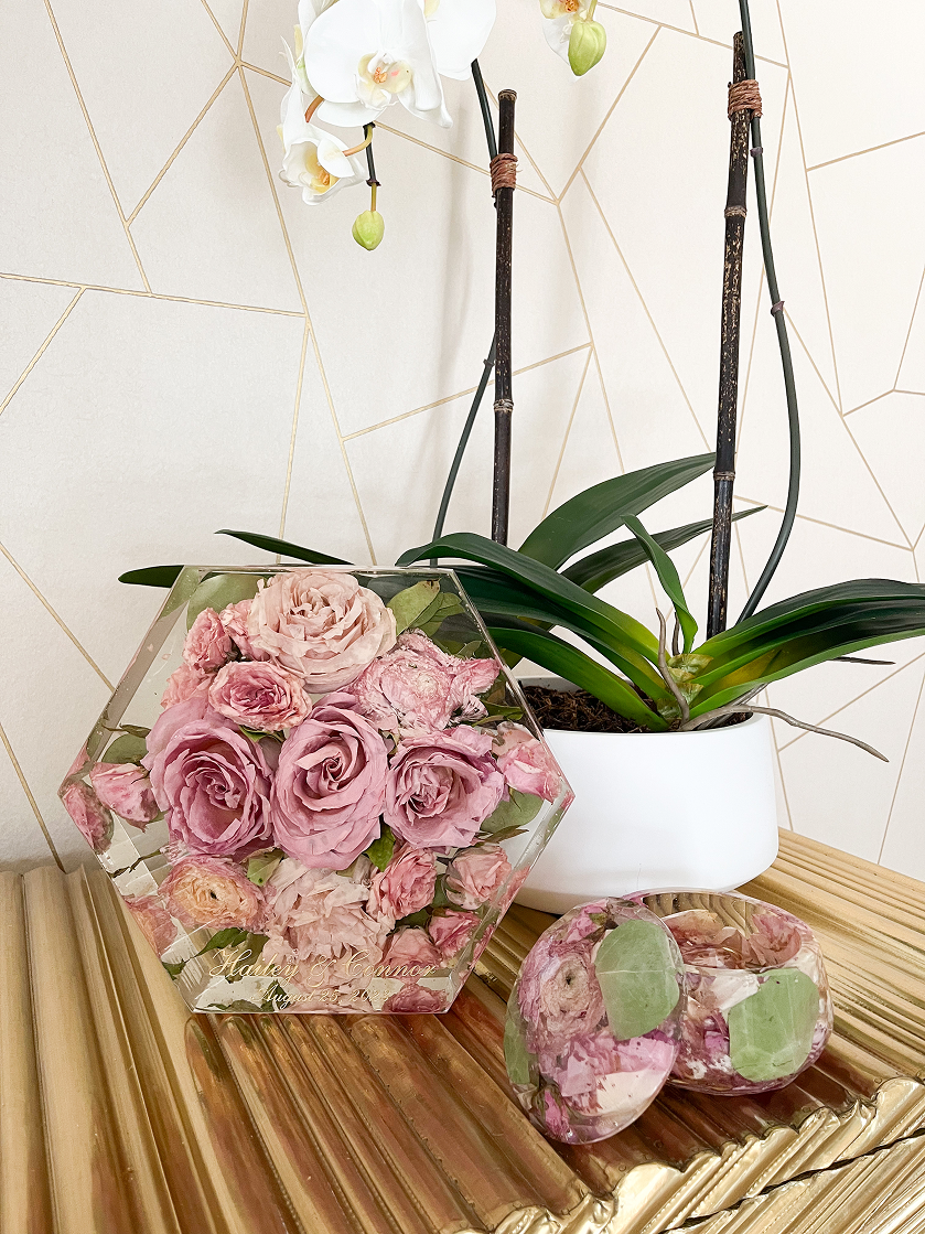 Flohral preserved bouquet