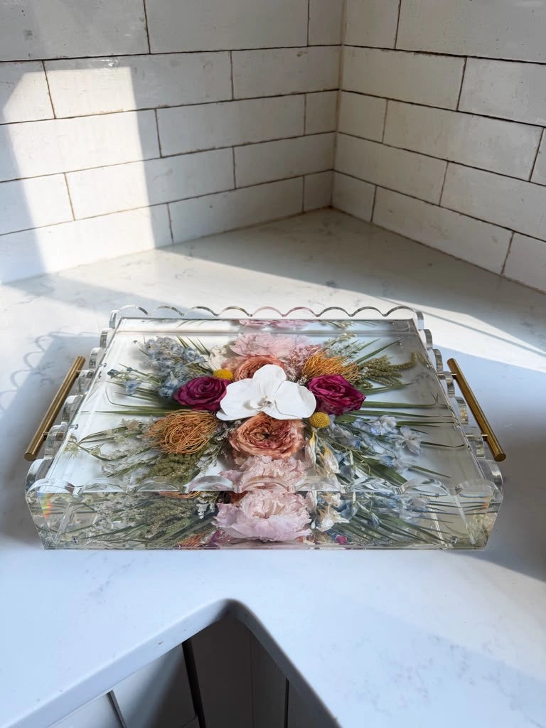 Scalloped Edge Acrylic Tray — Preserved Floral Display &amp; Keepsake