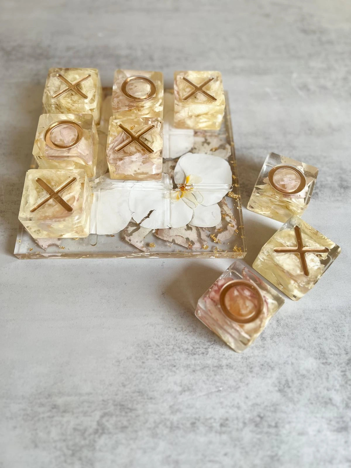 Resin Floral Preservation Tic-Tac-Toe Set featuring real wedding flowers embedded in a functional game board.